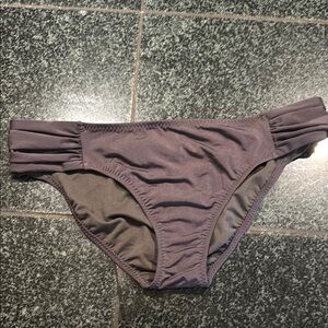 L Athleta Ruched Bikini Bottom with Wide Side Straps